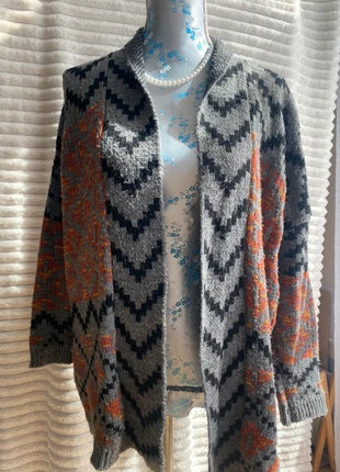 Gebreid vest, merk: Hand Knitted, staat: Heel goed, maat: L / 40 / 12, € 3,50, € 4,38 inclusief Kopersbescherming