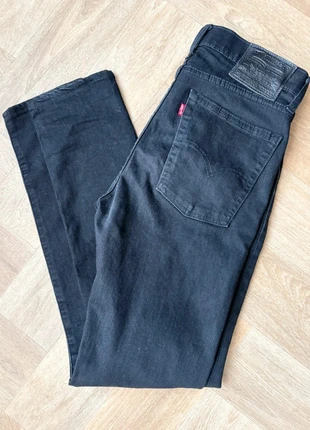 Levi's 510 W30L32, marque: Levi's, état: Très bon état, taille: W30 | FR 40, 42,00 €, 44,80 € Protection acheteurs incluse