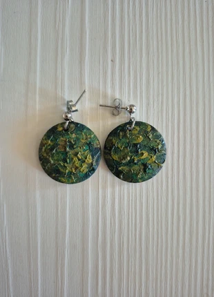 Orecchini handmade verdi in legno a cerchio dipinti a mano, brand: nessuno, condizioni: Nuovo senza cartellino, €5.00, €5.95 include la Protezione acquisti