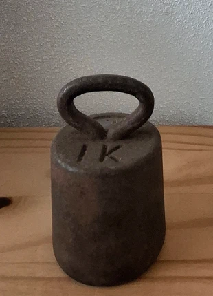 Antieke gewicht 1 kg, condizioni: Discrete, €2.50, €3.33 include la Protezione acquisti