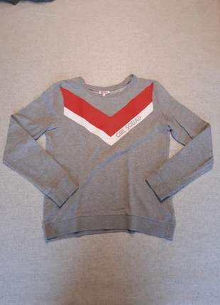 Grijze trui, marca: BESTies, estado: Bom, tamanho: 15 anos / 170 cm, €3.00, €3.85 inclui Proteção do Comprador