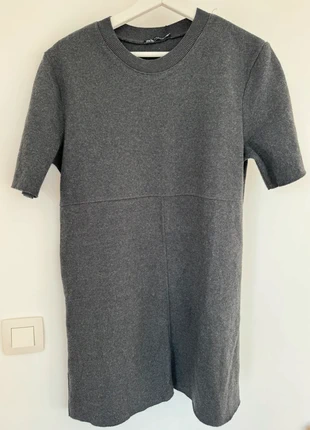 Robe neuve Zara - taille M, merk: Zara, staat: Nieuw met prijskaartje, maat: M / 38 / 10, € 17,00, € 18,55 inclusief Kopersbescherming