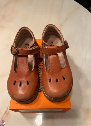 Meisjesschoenen, merk: Petasil, staat: Heel goed, maat: 27, € 10,00, € 11,20 inclusief Kopersbescherming