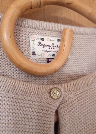 Gilet maille tricot vieux rose au royaume enchanté de sergent major, boutons nacrés pailette, merk: Sergent Major, staat: Heel goed, maat: 8 jaar / 128 cm, € 11,00, € 12,25 inclusief Kopersbescherming