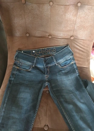 Jean temps des cerises, marque: Les Temps des Cerises, état: Très bon état, taille: M / 38 / 10, 5,00 €, 5,95 € Protection acheteurs incluse