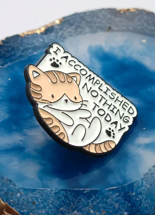 Pins chat beige et blanc I accomplished nothing today goth witch alt Y2K magic kawaii pastel, marque: Witch, état: Très bon état, 3,00 €, 3,85 € Protection acheteurs (Pro) incluse