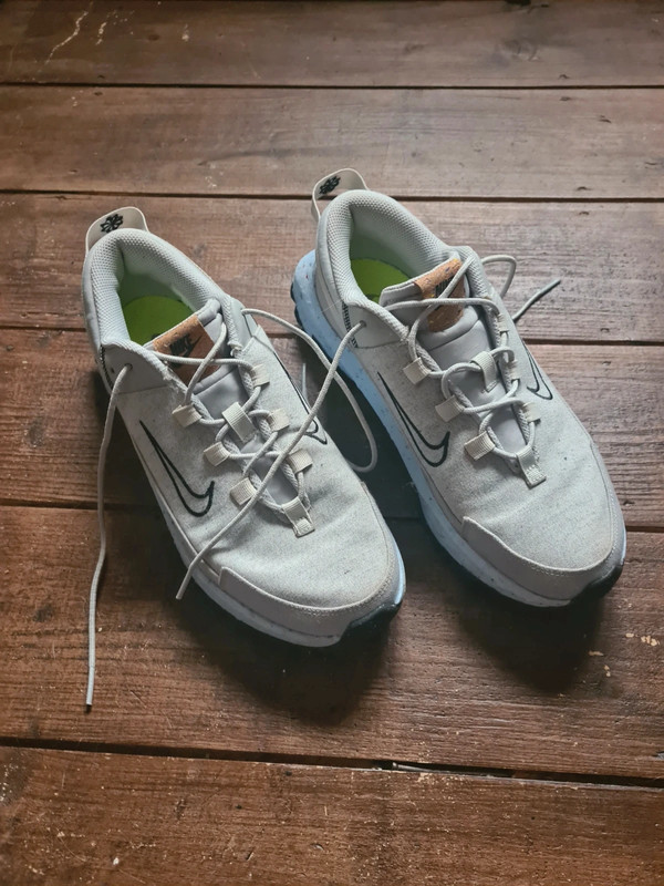 Nike recycled trainers clearance