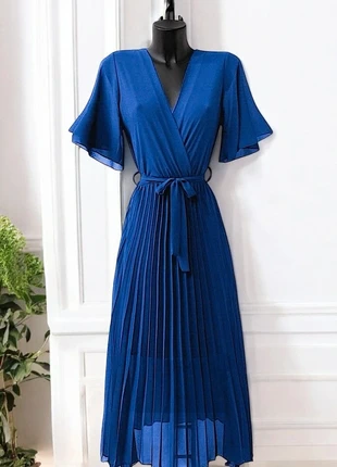 Robe longue marine taille S, marque: Boutique Parisienne, état: Très bon état, taille: S / 36 / 8, 35,00 €, 37,45 € Protection acheteurs (Pro) incluse