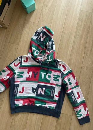 Sweat Tommy Hilfiger, marke: Tommy Hilfiger, zustand: Sehr gut, größe: S / 36 / 8, 16,60 €, 18,13 € inklusive Vinted-Käuferschutz