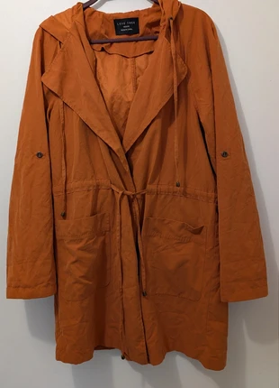 Trenchs orange femme, marke: Love Tree, zustand: Sehr gut, größe: M / 38 / 10, 8,00 €, 9,10 € inklusive Vinted-Käuferschutz