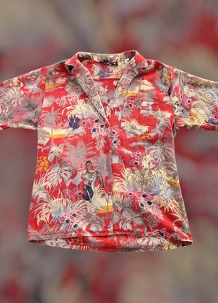 Chemise rouge Vintage à Motif Tropical, Taille 38, merk: besafinad, staat: Heel goed, maat: M / 38 / 10, € 18,00, € 19,60 inclusief Kopersbescherming