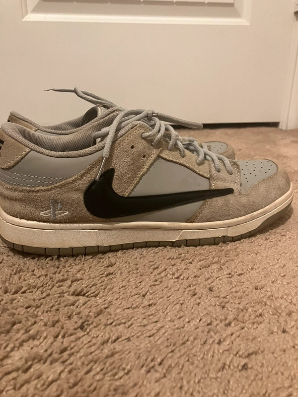 Travis Scott X Playstation X Nike Vinted