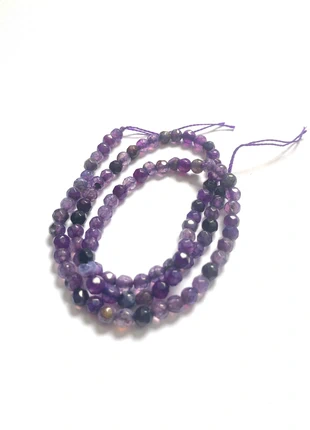 Fil de perles rondes à facettes en agate violette naturelle 4 mm - PP1-25, zustand: Neu, mit Etikett, 5,00 €, 5,95 € beinhaltet Vinted-Käuferschutz Pro