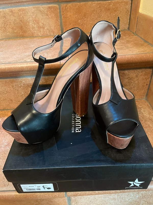 Tacchi neri primadonna best sale