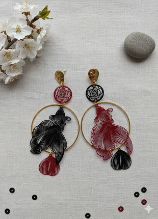 Boucles d'Oreilles Asymétriques "Kōi Yin & Yang" - Rouge, Noir & Or, marke: Pop Art, zustand: Sehr gut, 10,00 €, 11,20 € beinhaltet Vinted-Käuferschutz Pro