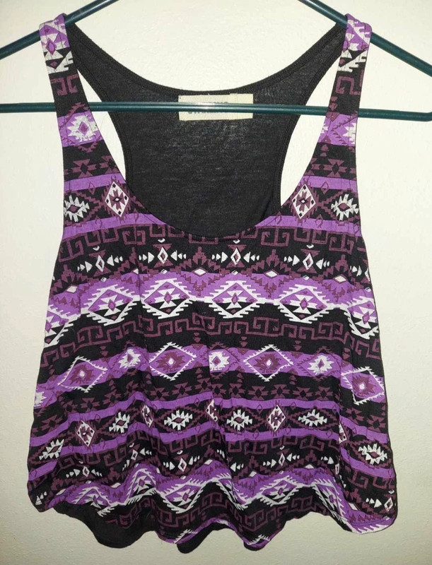 Starling black with purple horizontal geometric print flowy tank top 3