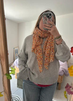 Foulard fleuri léger, marca: Pull & Bear, estado: Muy bueno, 1,00 €, 1,75 € Protección al comprador incluida