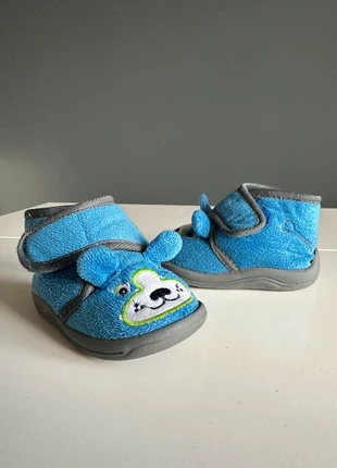 Chausson enfant🐶 , marque: Kaoma, état: Bon état, taille: 20, 1,50 €, 2,28 € Protection acheteurs incluse