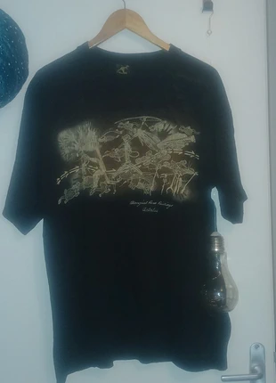 Tee-shirt Churinga, marca: Churinga, estado: Nuevo sin etiquetas, tamaño: L, 40,00 €, 42,70 € Protección al comprador incluida