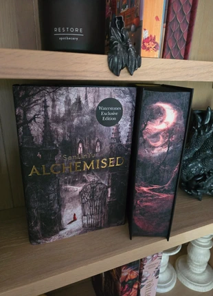 Alchemised - Waterstones Exclusive Edition - Sprayed Edge - SenLinYu, condition: New with tags, £45.00, £47.95 includes Buyer Protection