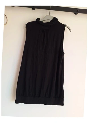 Robe 113 sans manches noire Naf Naf XL, marque: Naf Naf, état: Très bon état, taille: XL / 42 / 14, 8,00 €, 9,10 € Protection acheteurs (Pro) incluse