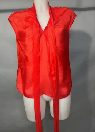 Blouse - débardeur en soie - Tara Jarmon - Taille 38 🍣, marca: Tara Jarmon, estado: Muy bueno, tamaño: M / 38 / 10, 15,00 €, 16,45 € Protección al comprador Pro incluida