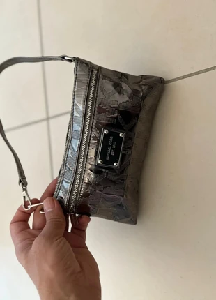 Pochette porte monnaie Michael kors femme, marke: Michael Kors, zustand: Neu, 34,00 €, 36,40 € inklusive Vinted-Käuferschutz