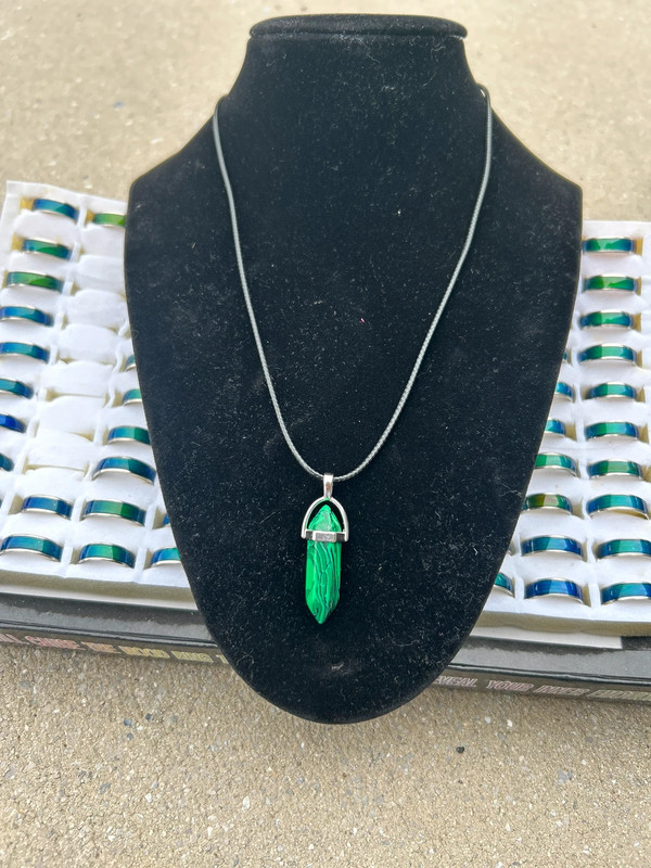 Green Necklace and mood ring 2