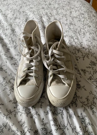 White and grey converse, brand: Converse, condition: Good, size: 36.5, €5.00, €5.95 includes Buyer Protection