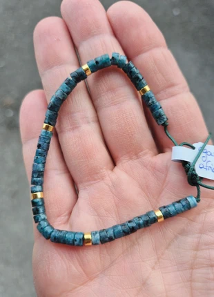 Bracelet en pierre d'agate africaine bleu foncé, merk: bymyself, staat: Nieuw met prijskaartje, € 4,00, € 4,90 inclusief Kopersbescherming
