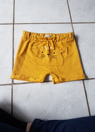 Short , marca: Pat et Ripaton, estado: Bom, tamanho: 18-24 meses / 86 cm, €1.00, €1.75 inclui Proteção do Comprador