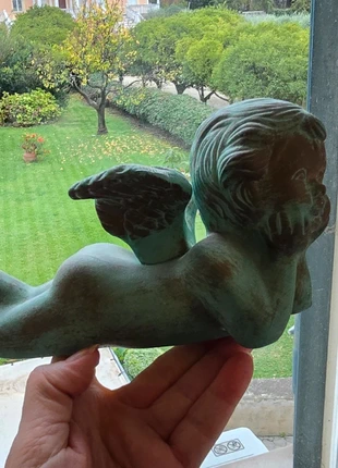 Angioletto sdraiato in terracotta antichizzata, merk: Angelo, staat: Heel goed, € 12,00, € 13,30 inclusief Kopersbescherming