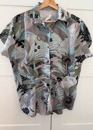 Vintage summer viscose shirt Gina Lombardi design Firenze, marque: Gino Lombardi, état: Très bon état, taille: L / 40 / 12, 8,00 €, 9,10 € Protection acheteurs incluse
