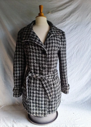 Manteau femme taille 38 Via 28, marque: Via28, état: Très bon état, taille: M / 38 / 10, 12,00 €, 13,30 € Protection acheteurs incluse