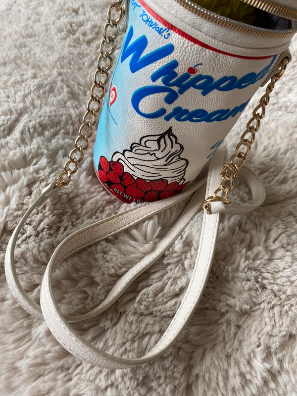 Betsey johnson 2024 whipped cream purse