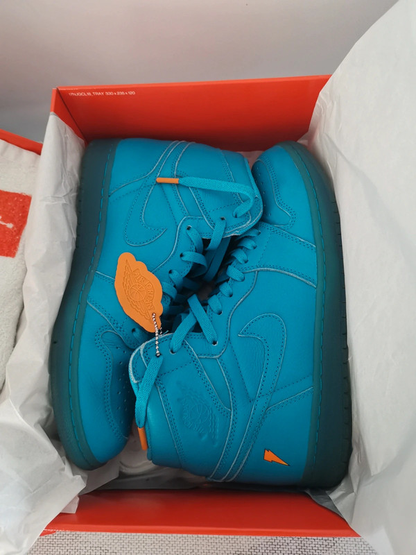 Gatorade top jordans blue