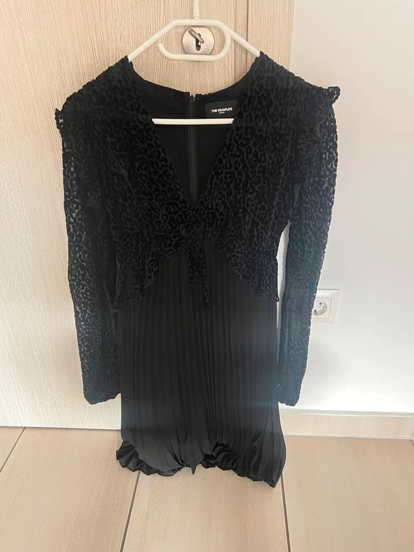 Black dress 4