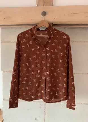 Chemise bizzbee marron à fleurs blanches, marque: Bizzbee, état: Très bon état, taille: S / 36 / 8, 7,00 €, 8,05 € Protection acheteurs incluse