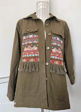 Chaqueta mujer Strsdivariu M, marca: Stradivarius, estado: Muito bom, tamanho: M / 38 / 10, €10.00, €11.20 inclui Proteção do Comprador