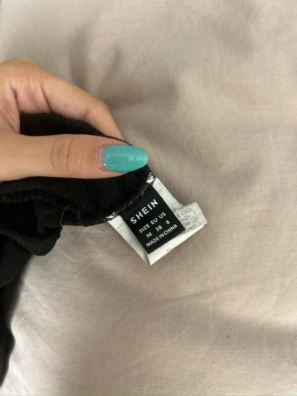 haut noir dos nu taille M - photo numéro 3