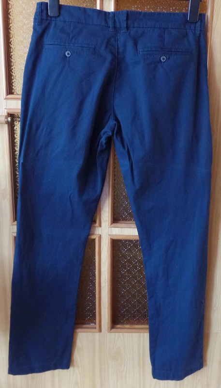 Granatowe męskie spodnie 3