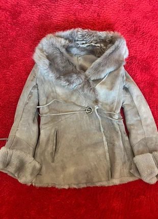 Luxury Genuine Lambskin Shearling Suede Wrap Coat - Made in Turkey, marke: no brand, zustand: Gut, größe: S / 36 / 8, 175,00 €, 184,45 € inklusive Vinted-Käuferschutz