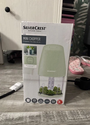 Kitchen tool, merk: Silvercrest, staat: Nieuw met prijskaartje, € 10,00, € 11,20 inclusief Kopersbescherming