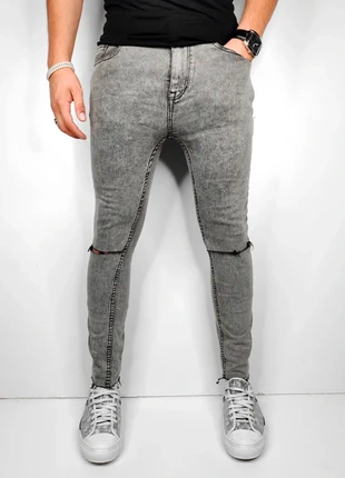 Jean pull&bear slim troué gris T.42, marque: Pull & Bear, état: Très bon état, taille: L, 12,00 €, 13,30 € Protection acheteurs (Pro) incluse