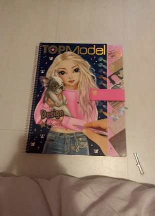Carnet de top model, condition: Good, size: One size, €1.00, €1.75 includes Buyer Protection