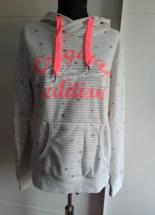 Pullover M, merk: Colours of the World, staat: Heel goed, maat: M / 38 / 10, € 8,00, € 9,10 inclusief Kopersbescherming