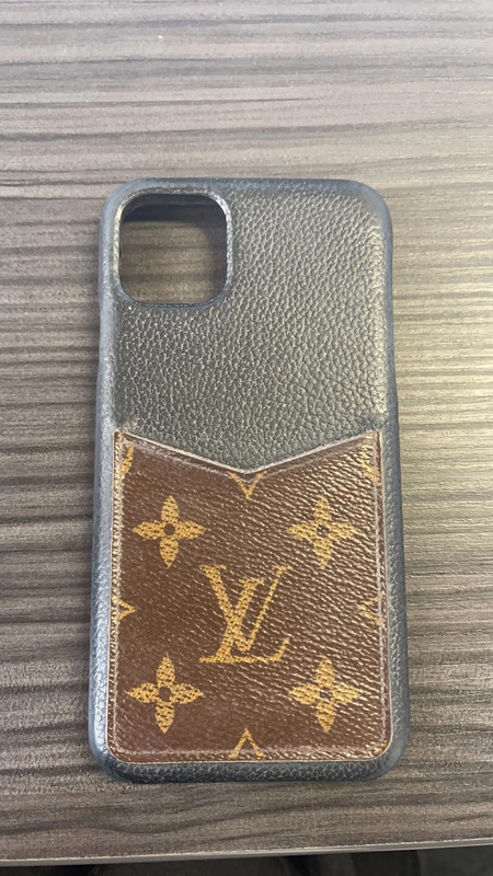 Coque iPhone 11ProMax Louis Vuitton (N'existe plus en boutique