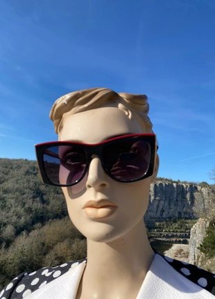 Lunettes de soleil, style vintage, brand: Vintage Dressing, condition: Very good, €16.00, €17.50 includes Buyer Protection Pro