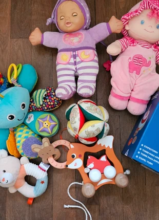 Lot de jouets bébé – motricité et éveil - de la naissance à 12 mois, marke: Multiples, zustand: Sehr gut, größe: 6-9 Monate / 68, 10,00 €, 11,20 € inklusive Vinted-Käuferschutz