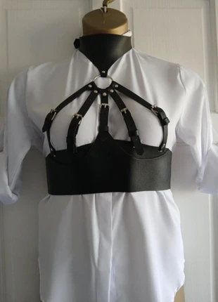 Harness Belt-Necklace, brand: Unbranded, condition: Very good, £10.00, £11.20 includes Buyer Protection